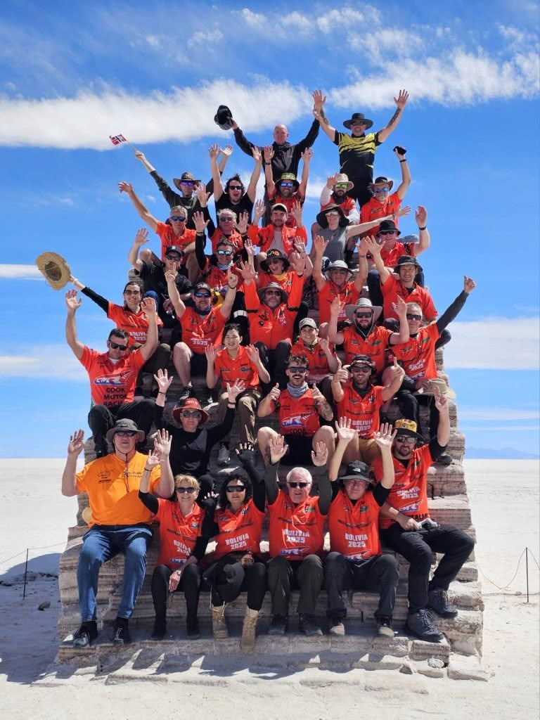 Bolivia cmr team on salt oct 25