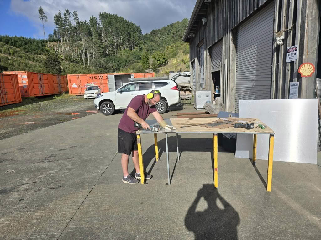 Simon Making Wairua 2 Inner Wheel Gaurd Plates 1