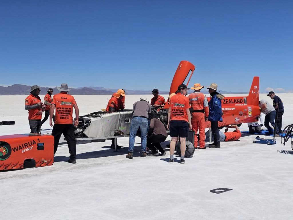 Wairua 1 Turn around